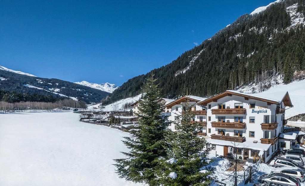Hotel Bergblick Racines Esterno foto